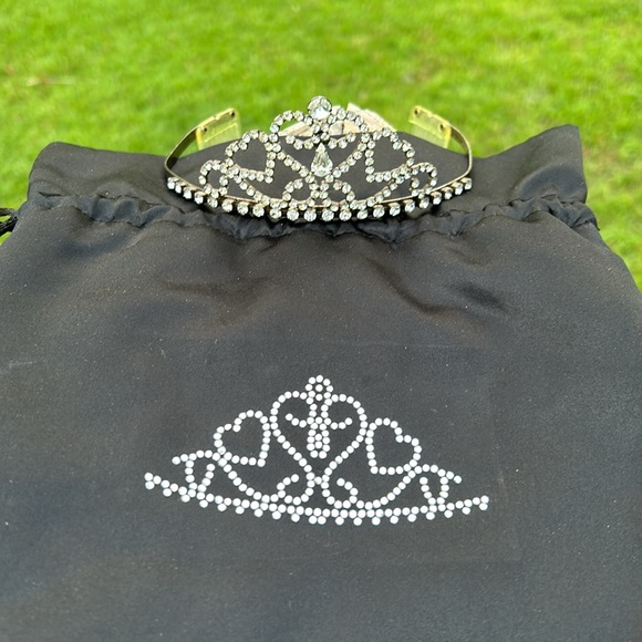 👑RARE HTF Vintage Victorias Secret “Miss Sexy Little Thing” Tiara w/Satin Bag - Picture 14 of 16